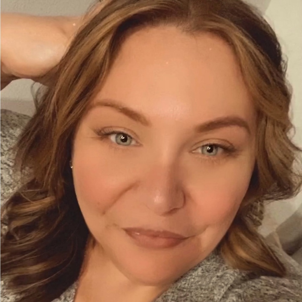 Meet your Posher, Rebecca